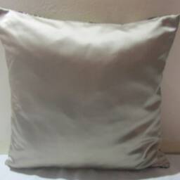 Designers Guild Fabric Chandigarh Berry Cushion Cover/Pillow Cover - thumbnail 2