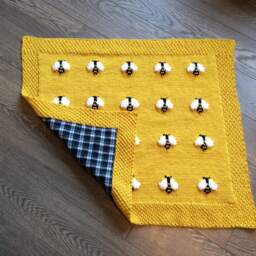 Reversible Baby Bees Blanket, Handknit, Fuzzy Bees, Flannel On Reverse - Optional 3 Sizes - thumbnail 2