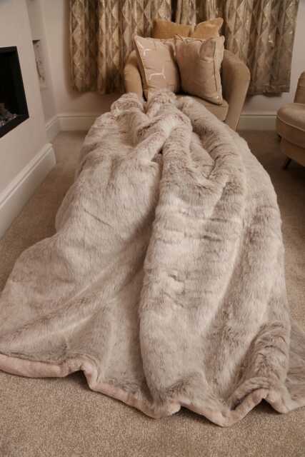 Handmade Faux Fur Throw Coconut Cream Sheepskin Lining, Super Deluxe - image 1
