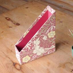 William Morris Magazine Holder - Office Collection & Stationery Handmade in England - thumbnail 4