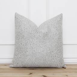 Indoor Outdoor Pillow Covers Pillows Summer D??cor Deck Outside Cushion Cover - Paisley - thumbnail 1