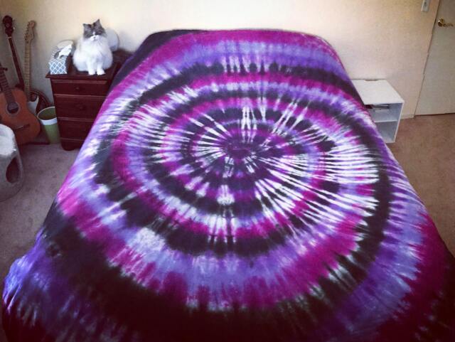 Handmade Tie Dye Duvet Cover Set - 400 Thread Count, Boho Bedding - image 1