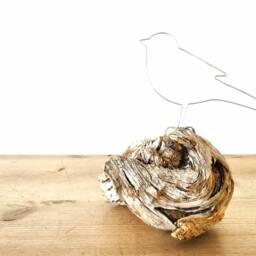 Wire Bird On Beautiful Wood - Handmade - thumbnail 4