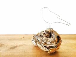 Wire Bird On Beautiful Wood - Handmade - thumbnail 1