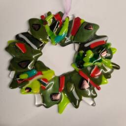 Fused Glass Christmas Wreath Decorations Handmade Tree Home D??cor Bespoke Unique & Gorgeous Cornish Gifts - thumbnail 4