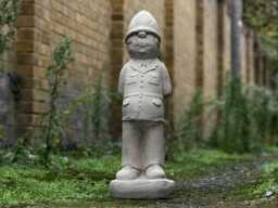 Policeman Garden Sculpture British Bobby Concrete Statue Handmade Cement Decor Outdoor Law Enforcer Ornament Police Officer Figurine Gift - thumbnail 1