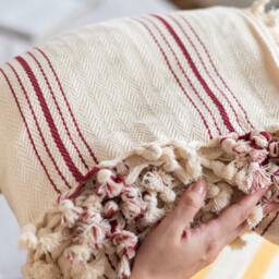Soft Cotton Throw Blanket With Fringe, Summer Lightweight Bedspread, Red Striped - thumbnail 2