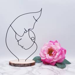 Personalized Wire Sculpture, Mother & Baby Art, Shower Gift - thumbnail 2