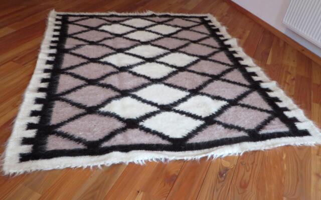 Handwoven Wool Rug Beige White Geometric Throw, Scandinavian Decor - 210x185cm - image 1