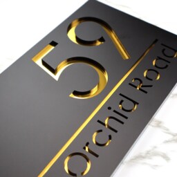 K Smart Sign - Bellissima H1 Laser Cut Matt Black & Gold Mirror Floating House Door Numbers Plaque 300mm X 160mm - thumbnail 3