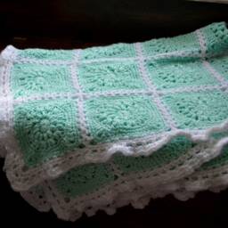 Eden Baby Blanket Crochet Pattern/Granny Square Lace - thumbnail 2