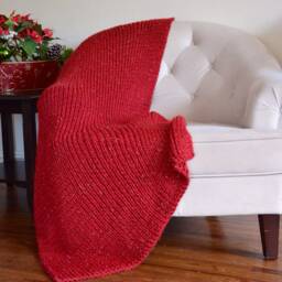 Red Knit Chunky Blanket Throw/Valentine's Gift Made Of Baby Alpaca - thumbnail 2