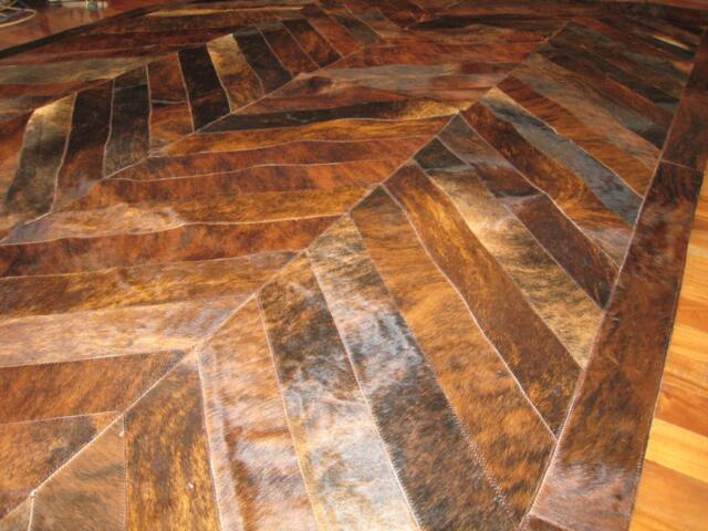 Cowhide Patchwork Rug Patchwork - Big Chevron 19 - image 1