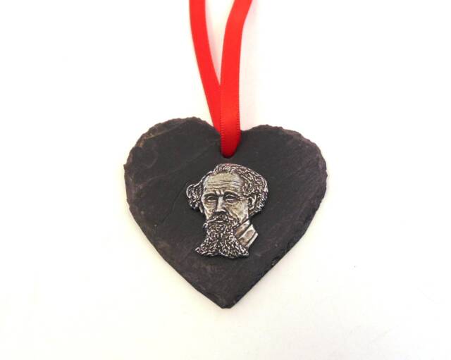 Charles Dickens Design Natural Slate Heart - Christmas Decoration 2026 Book Lover Gift Literary Mum Dad Ornament - image 1