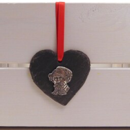 Charles Dickens Design Natural Slate Heart - Christmas Decoration 2026 Book Lover Gift Literary Mum Dad Ornament - thumbnail 4