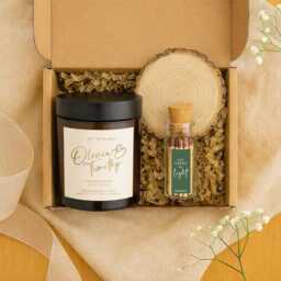 Personalised Wedding Candle Gift Set - Custom Names, Date, Venue - Soy Wax & Essential Oils - thumbnail 1