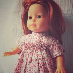 Weaving Soft Petals & Childhood Dreams For This Floral Smocked Dress 36 cm Dolls - thumbnail 3