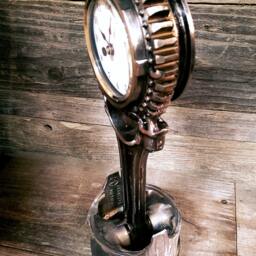 Custom Piston Gear Clock - thumbnail 3