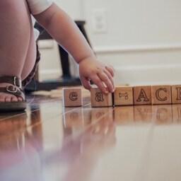 Personalized Maple Wood Name Blocks - Engraved Nursery Decor - thumbnail 4