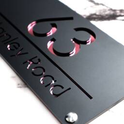 House Wall Plaques UK - Luxe A4 Name Plate Sleek Acrylic Laser Cut Design Personalised Home D??cor Black & Rose Gold 28cm X 14cm - thumbnail 2