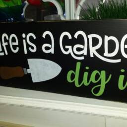 Life Is A Garden Dig in Sign Distressed Wood Porch Patio Decor Rustic Primitive Summer Wall Hanging Housewarming Gift - thumbnail 2