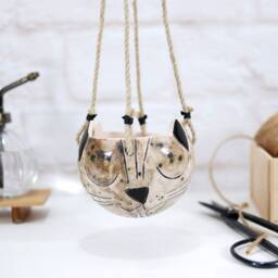 Handmade Ceramic Hanging Cat Planter Indoor/Outdoor Succulent Pot - thumbnail 3