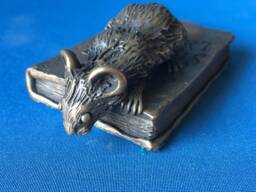 Cold Cast Bronze Mouse Figurine On Robbie Burns Book - Made in UK - thumbnail 1