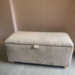 Handmade Boucl?? Storage Ottoman End-Of-Bed Bench, Teddy Soft Tall With Wooden Oak Feet