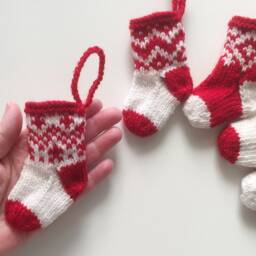 Five Handknitted Small Mini Tiny Little Christmas Stocking Tree Decoration Red White Set Of 5 Ready To Ship - thumbnail 2