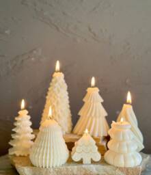 Fraser Fir Scented Christmas Tree Candles Hand-Poured Soy Wax - thumbnail 1
