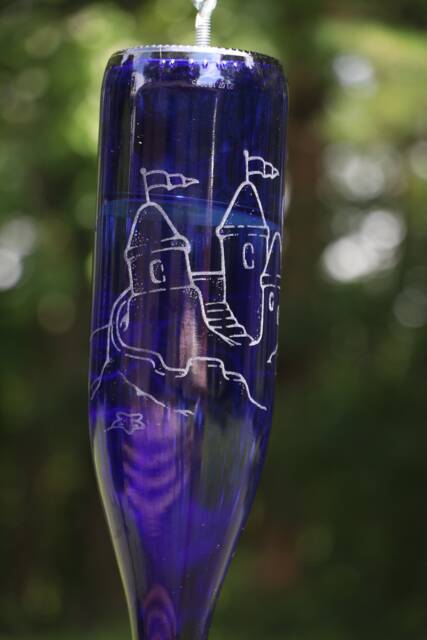 New Etched Sandcastle Recycled Wine Bottle Hummingbird Or Bird Feeder - image 1