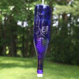 New Etched Sandcastle Recycled Wine Bottle Hummingbird Or Bird Feeder - thumbnail 2