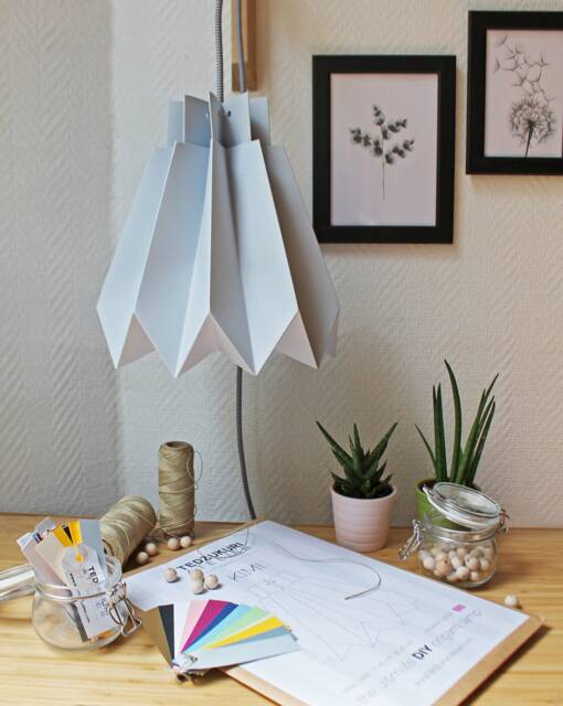 Diy Origami Lampshade in Light Grey Paper - image 1