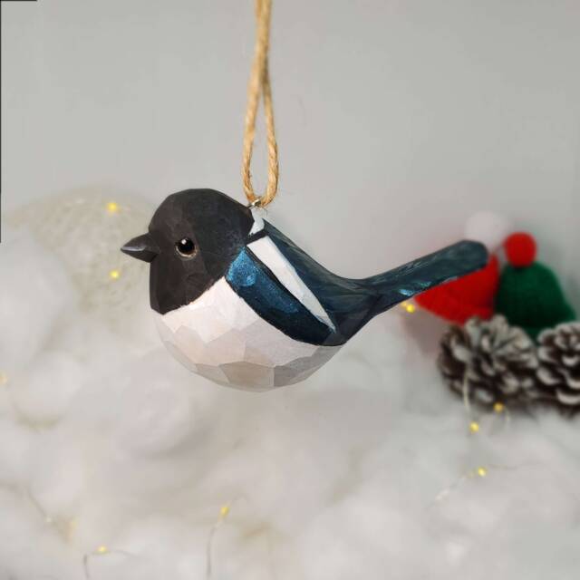 Hand-Carved Wooden Magpie Christmas Ornament Woodland Bird Decor - image 1