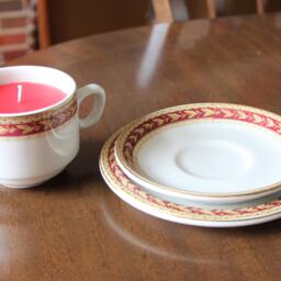 Teacup Candle Bridgwood Sampsonite Trio, Red & Gold Leaf Zigzag Design, Filled With Wax, Christmas, Birthday Gift - thumbnail 3