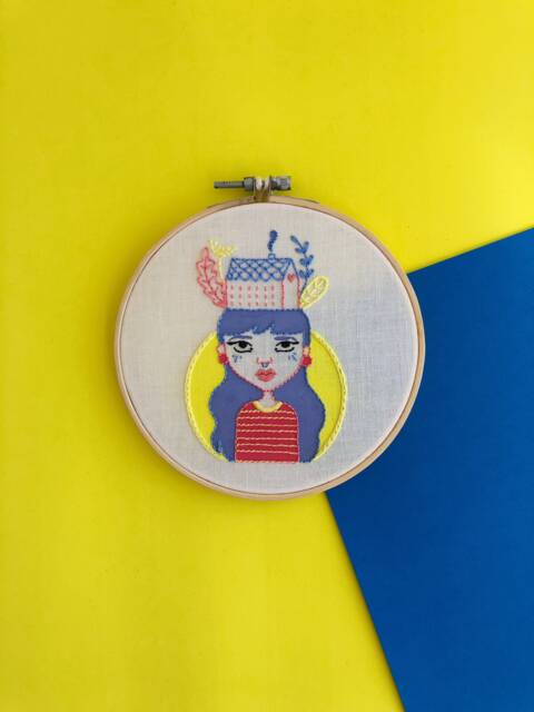 Wall Decoration - Hand-Embroidered Frame Embroidery Hoop Hanging Woman With A House On Her Head - image 1