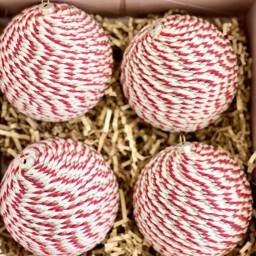 Handmade Yarn Christmas Ornaments Pale Pink Rustic Balls, Set Of 4 - thumbnail 2