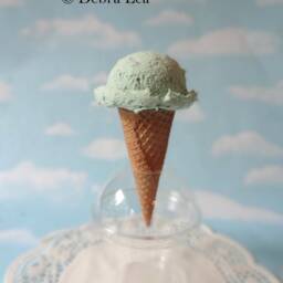 Fake Ice Cream Single Scoop Mint Chip, Sugar Waffle Cone Color Choice - thumbnail 3