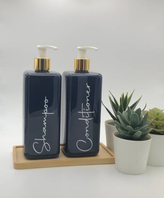 Personalised Navy Blue Square Soap Dispenser Bottle With White/Gold Pump 500Ml - image 1