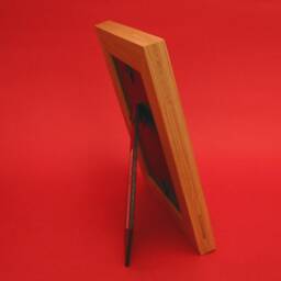 "Maple Leaf Design Real Oak Picture Frame 6"" X 4" - thumbnail 3