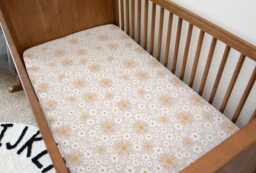 Bedding - Sun & Daisies, Duvet Cover Set, Fitted Sheets, Pillow Case, Modern Colourful Kids Bedding - thumbnail 1