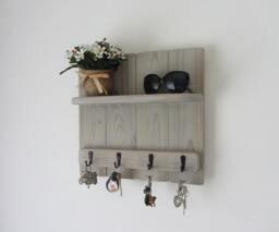 Rustic Reclaimed Wood Chalk Grey/French 4 Hook Key Holder With Shelf - thumbnail 1