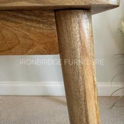 Solid Mango Wood Dining Table With Tapered Legs 135x90cm - Seats 4-6 - thumbnail 3