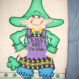st. Patrick's Day Appliqued Leprechaun Hand Towel Vintage Daisy Kingdom - thumbnail 3