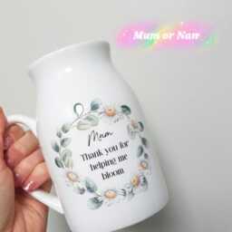 Personalised Glass Vase/Mother's Day Gift/Mum Vase/Mummy Vase/Flower Vase/Mum Gift/Nan Gift/Nanny Gift/Gifts For Her/Flower Jug - thumbnail 3