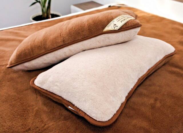 Pack Of 2 Merino Wool Bed Pillows Luxury Zipped Cover - image 1