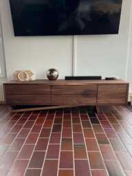 Lowboard/Sideboard Console Table Solid Wood Side Living Room Cabinet Walnut Furniture Tv Console - thumbnail 1