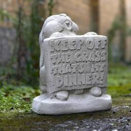 Humorous Garden Rabbit Sign Statue Concrete Keep Off The Grass Decoration Funny Outdoor Lawn Ornament Outdoor Decor With Message - thumbnail 3