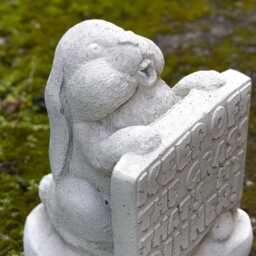 Humorous Garden Rabbit Sign Statue Concrete Keep Off The Grass Decoration Funny Outdoor Lawn Ornament Outdoor Decor With Message - thumbnail 2