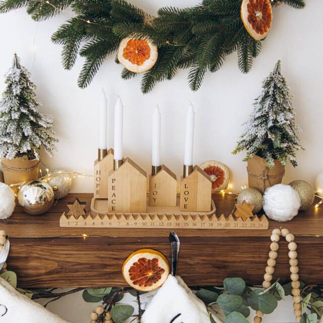 Holiday Hosting Decor Christmas Candleholder Advent Houses Table Centerpiece Wreath Countdown Home Decoration - image 1